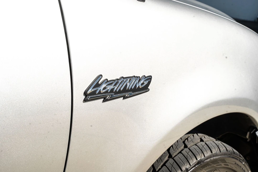 2001 Ford F-150 10th Gen - Image 18 of 31