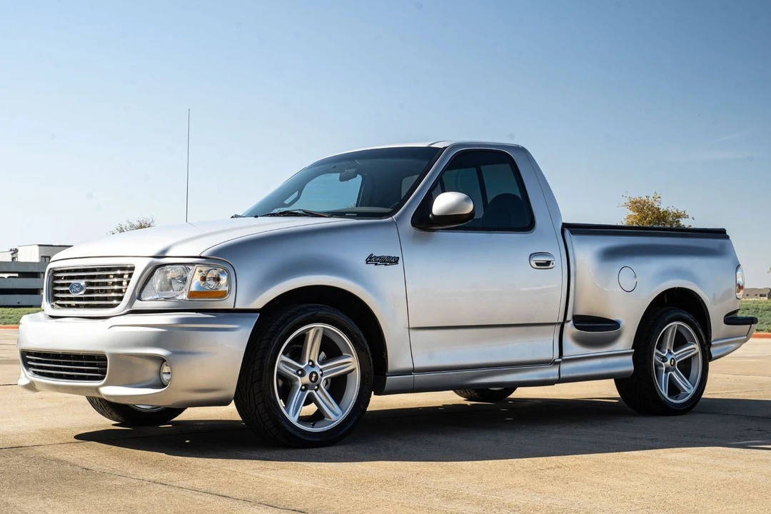 2001 Ford F-150 10th Gen - Image 8 of 31