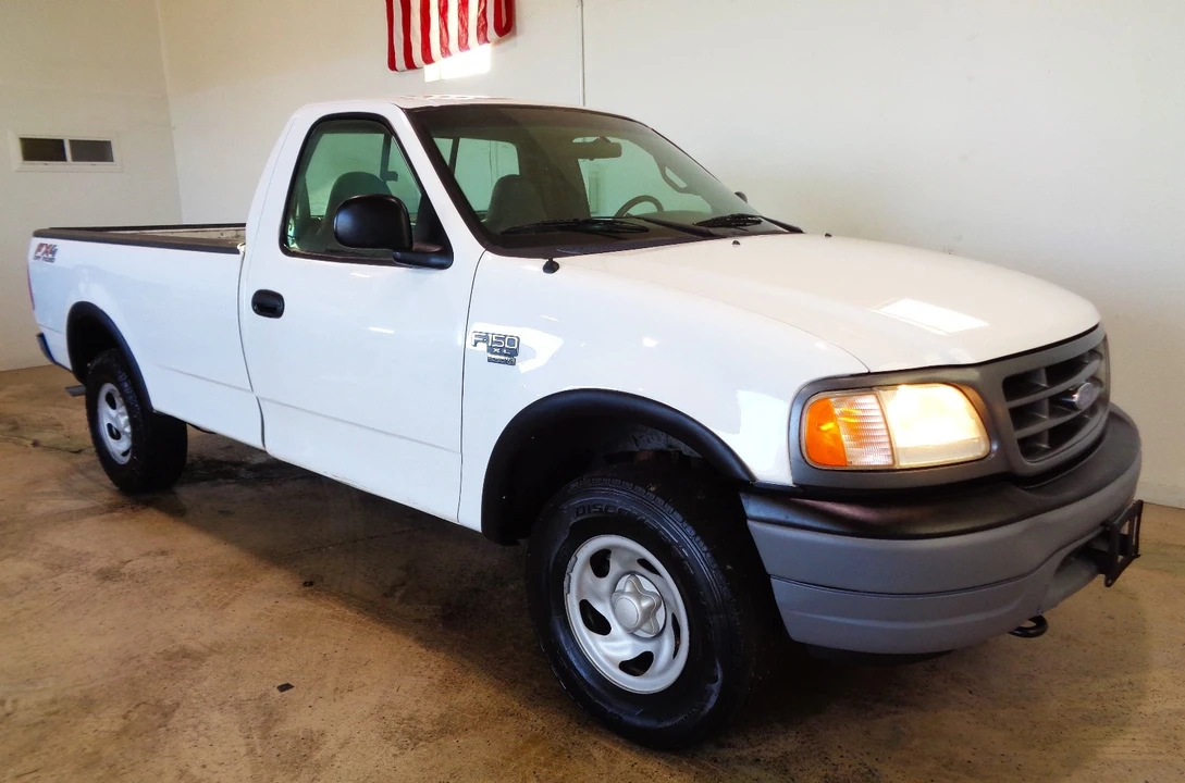 2001 Ford F-150 10th Gen - Image 2 of 20