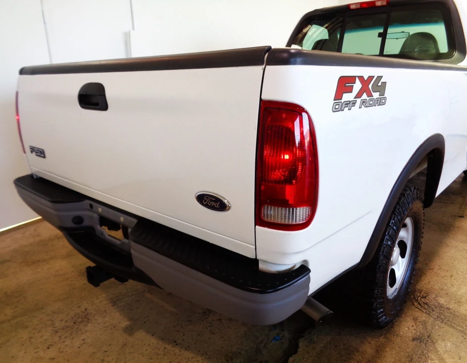 2001 Ford F-150 10th Gen - Image 5 of 20