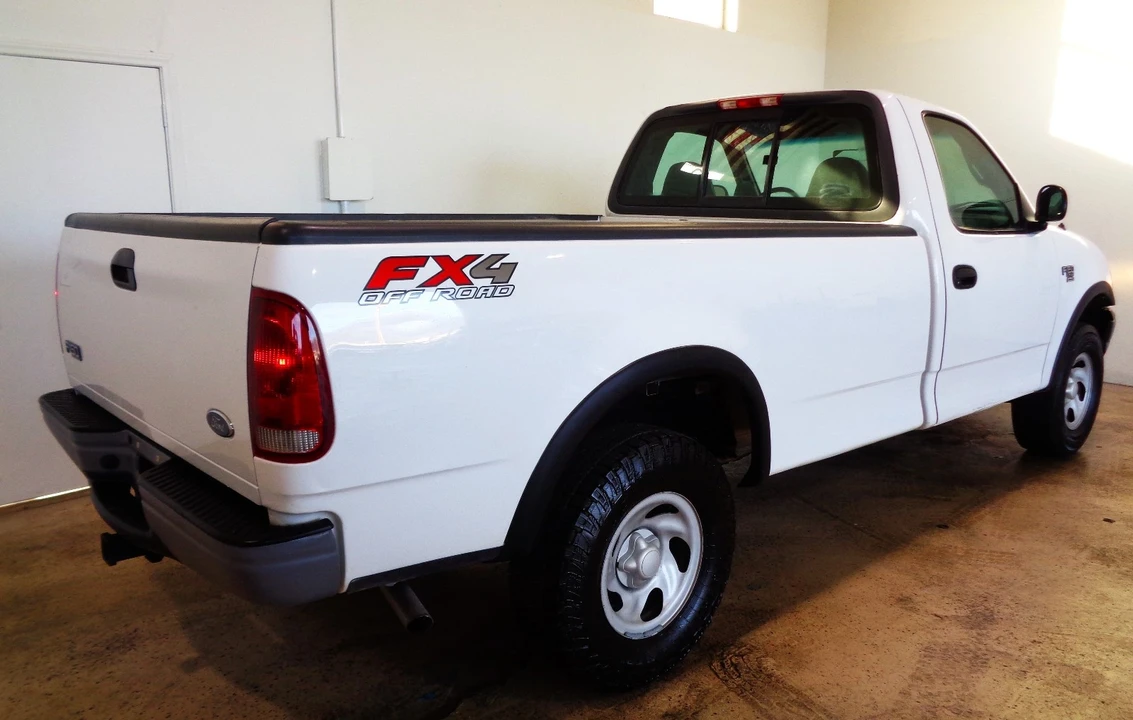 2001 Ford F-150 10th Gen - Image 3 of 20