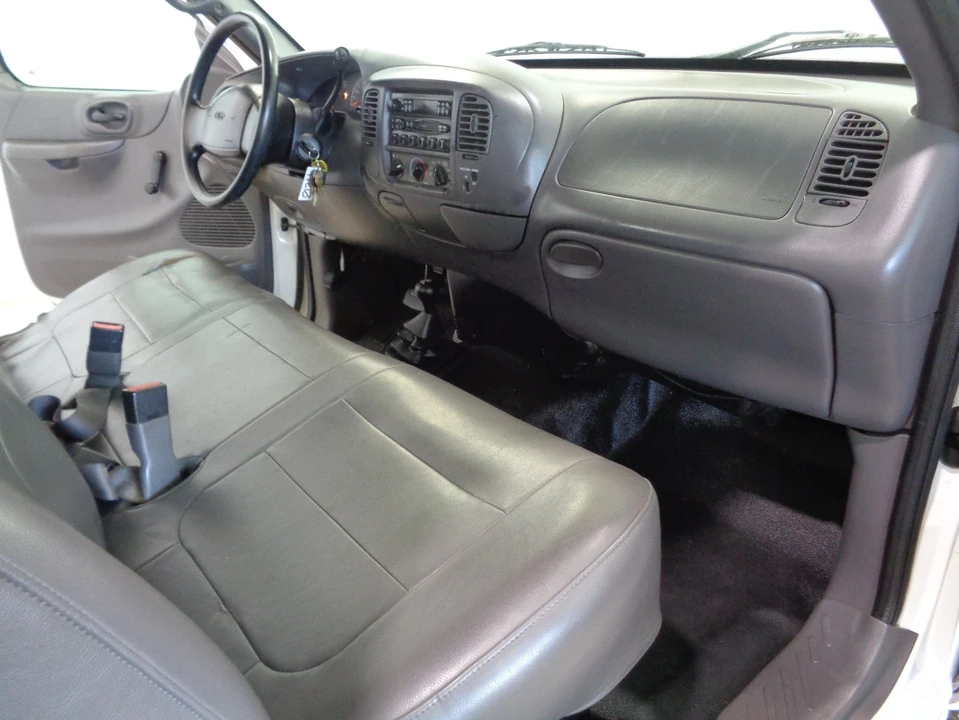 2001 Ford F-150 10th Gen - Image 12 of 20