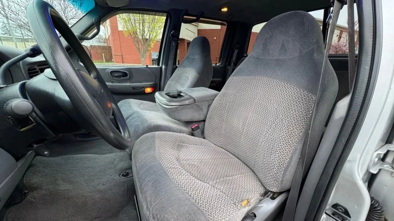 2001 Ford F-150 10th Gen - Image 11 of 12