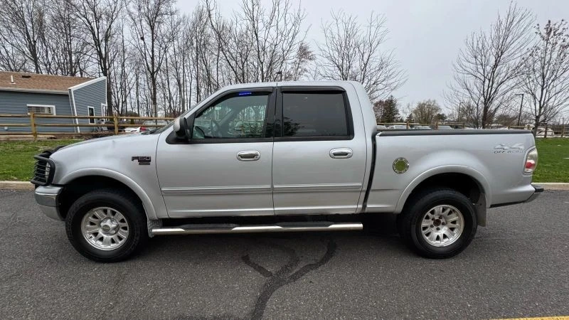 2001 Ford F-150 10th Gen - Image 3 of 12