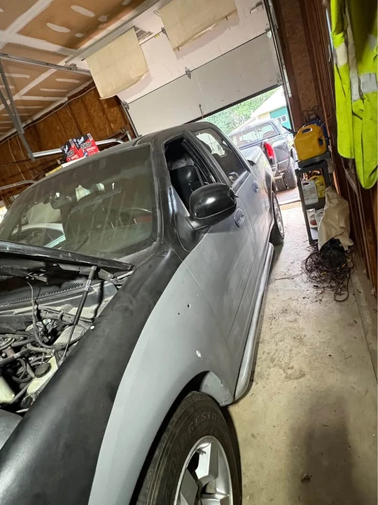 2001 Ford F-150 10th Gen - Image 3 of 18