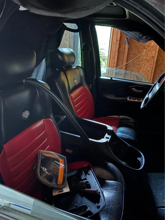 2001 Ford F-150 10th Gen - Image 5 of 18