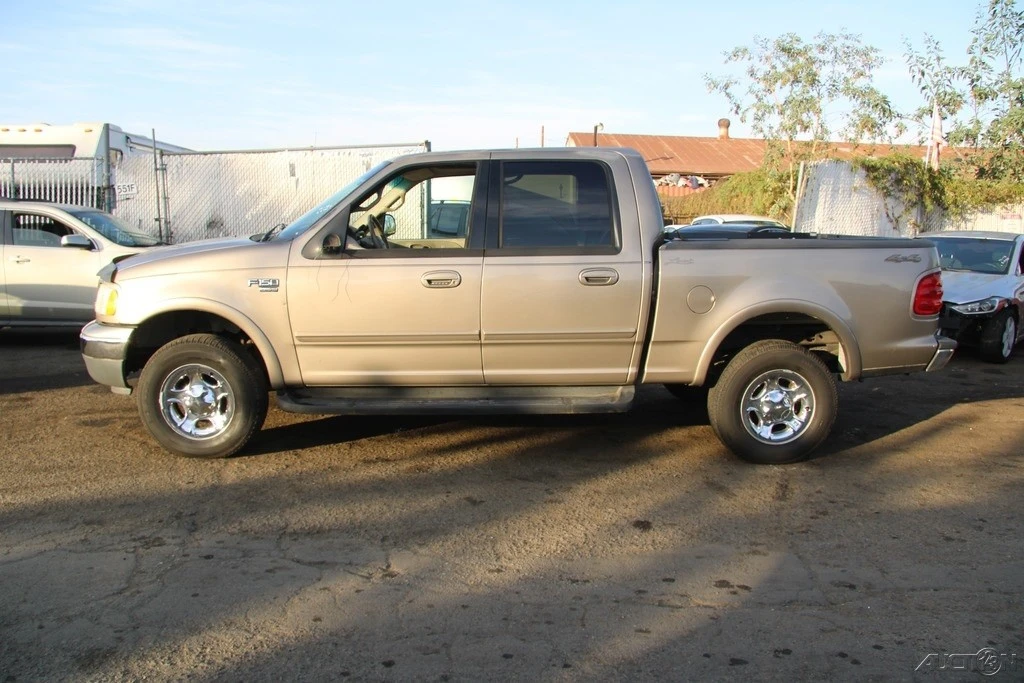 2001 Ford F-150 10th Gen - Image 7 of 21