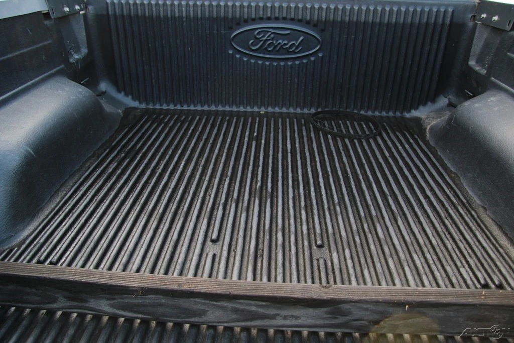 2001 Ford F-150 10th Gen - Image 21 of 21