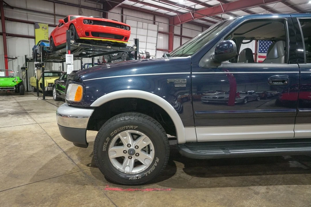 2001 Ford F-150 10th Gen - Image 3 of 31