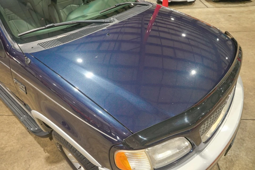 2001 Ford F-150 10th Gen - Image 18 of 21