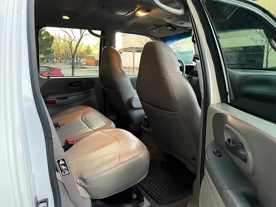 2001 Ford F-150 10th Gen - Image 13 of 18