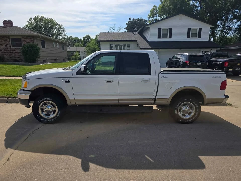 2001 Ford F-150 10th Gen - Image 2 of 20