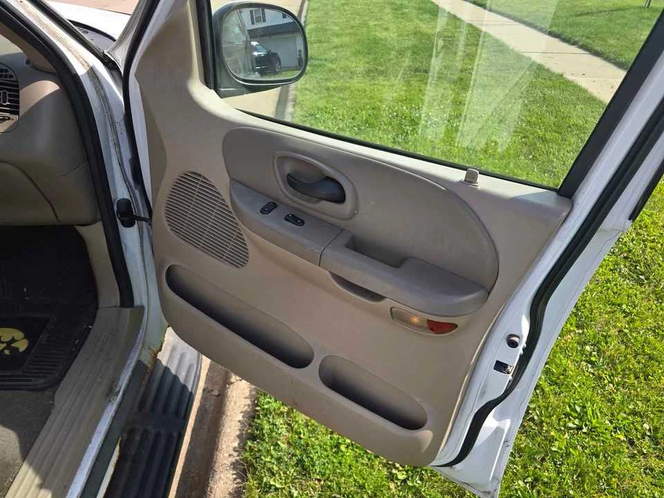2001 Ford F-150 10th Gen - Image 10 of 20