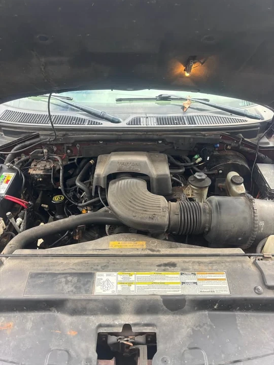 2001 Ford F-150 10th Gen - Image 2 of 8