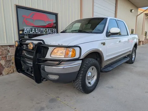 2001 Ford F-150 Lariat Styleside Pickup 4D 5 1/2 ft