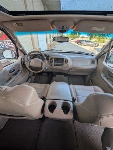 2001 Ford F-150 10th Gen - Image 2 of 31