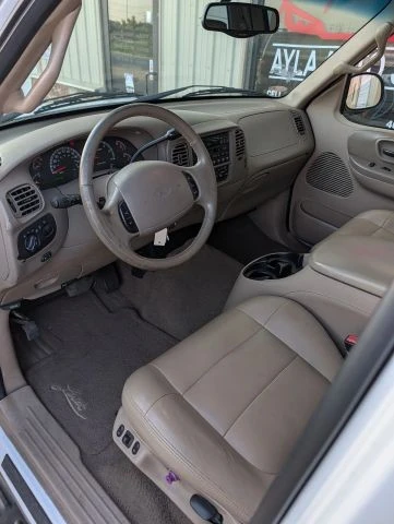 2001 Ford F-150 10th Gen - Image 4 of 31