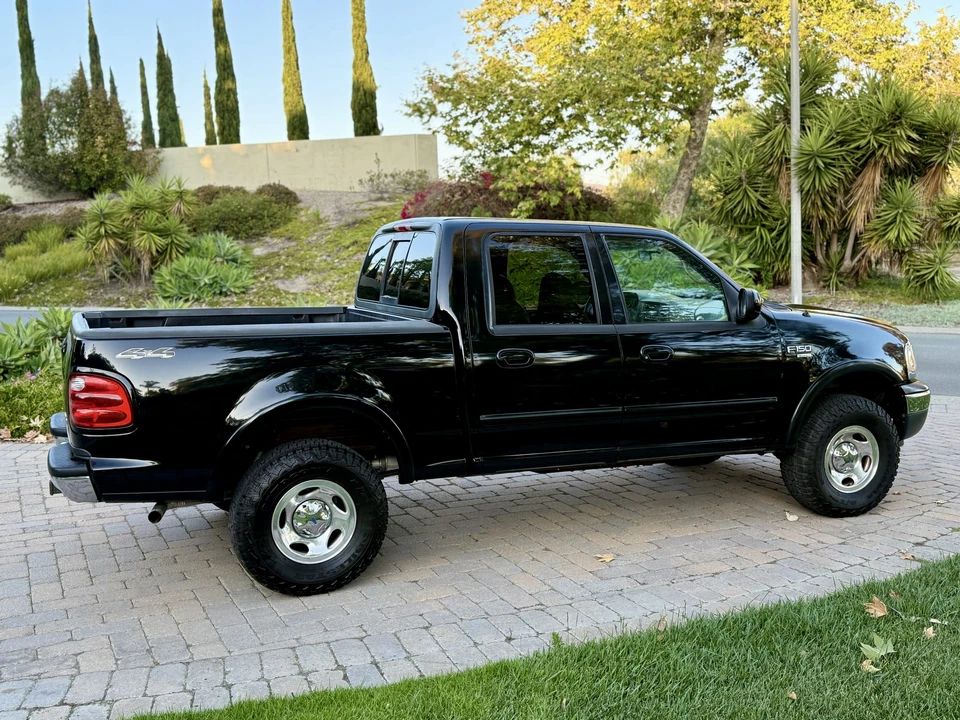 2001 Ford F-150 10th Gen - Image 31 of 31