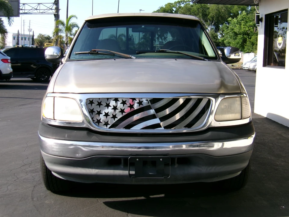 2001 Ford F-150 10th Gen - Image 2 of 31