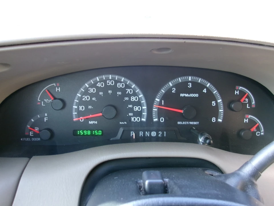 2001 Ford F-150 10th Gen - Image 29 of 31