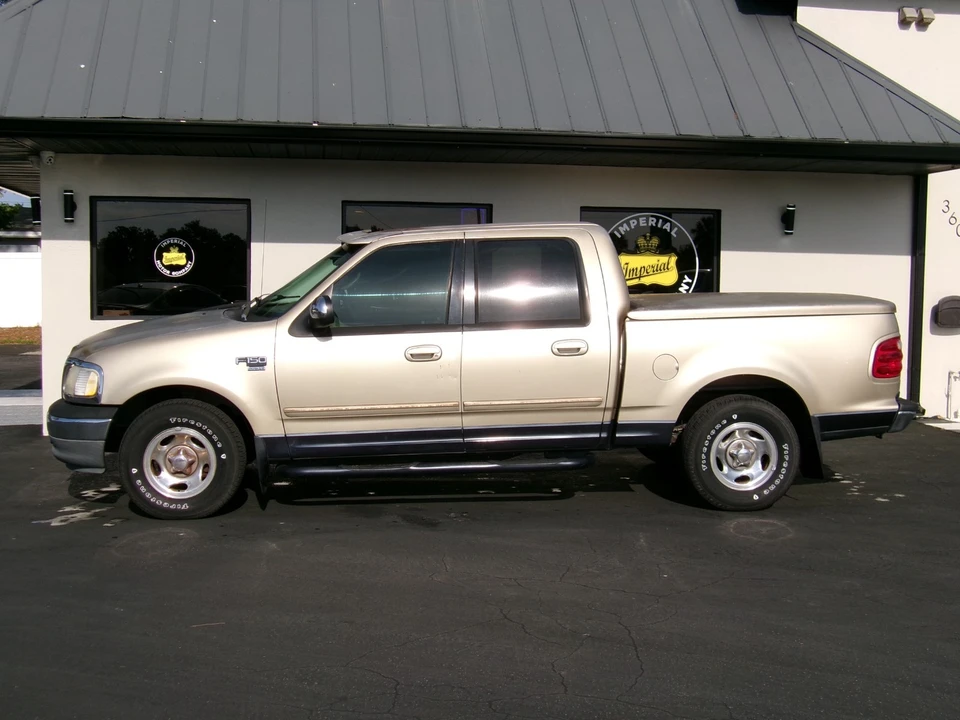 2001 Ford F-150 10th Gen - Image 8 of 31