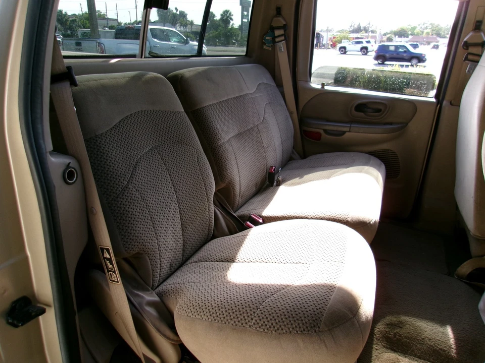 2001 Ford F-150 10th Gen - Image 13 of 31
