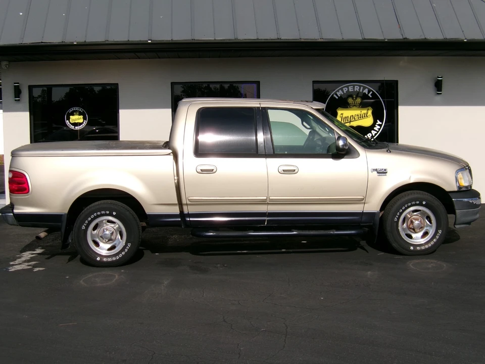 2001 Ford F-150 10th Gen - Image 4 of 31