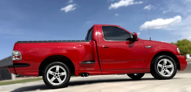 2001 Ford F-150 SVT Lightning