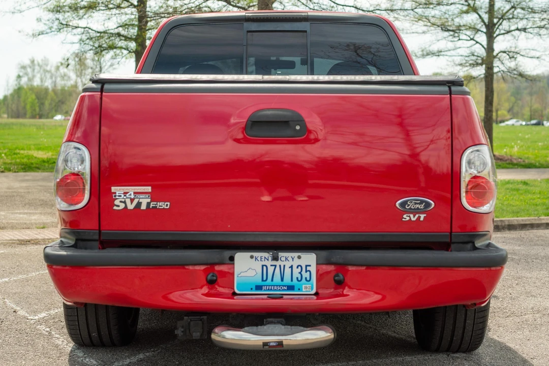 2001 Ford F-150 SVT Lightning 10th Gen - Image 5 of 31