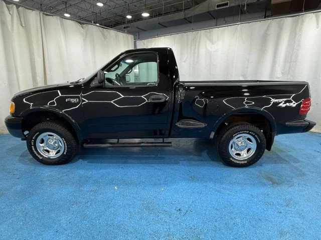 2001 Ford F-150 10th Gen - Image 2 of 31