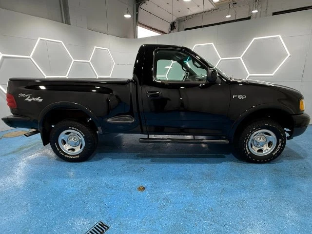 2001 Ford F-150 10th Gen - Image 3 of 31