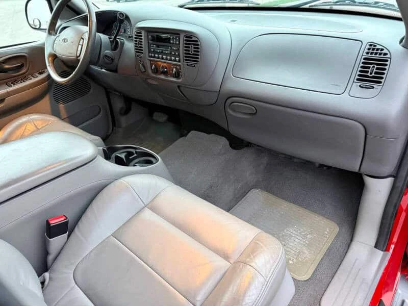 2001 Ford F-150 10th Gen - Image 22 of 30