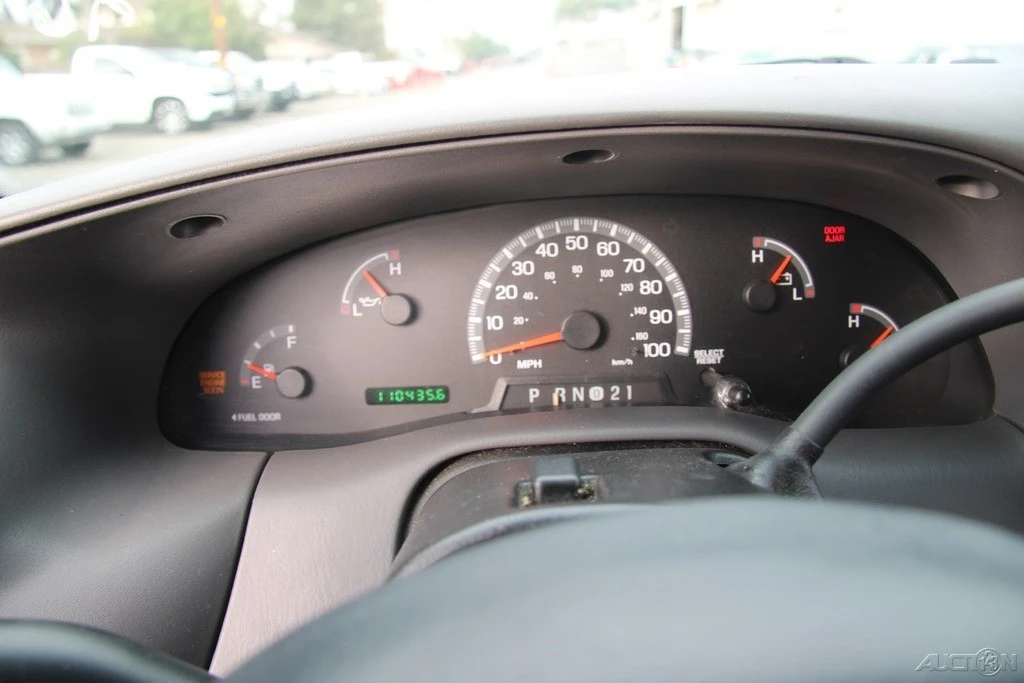 2001 Ford F-150 10th Gen - Image 15 of 21