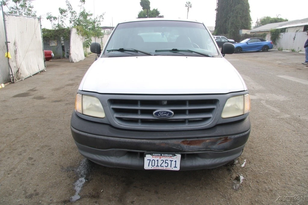 2001 Ford F-150 10th Gen - Image 10 of 21