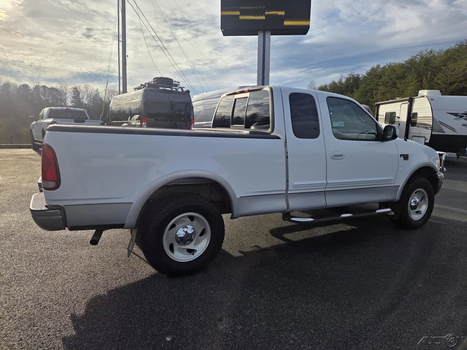 2001 Ford F-150 10th Gen - Image 3 of 21