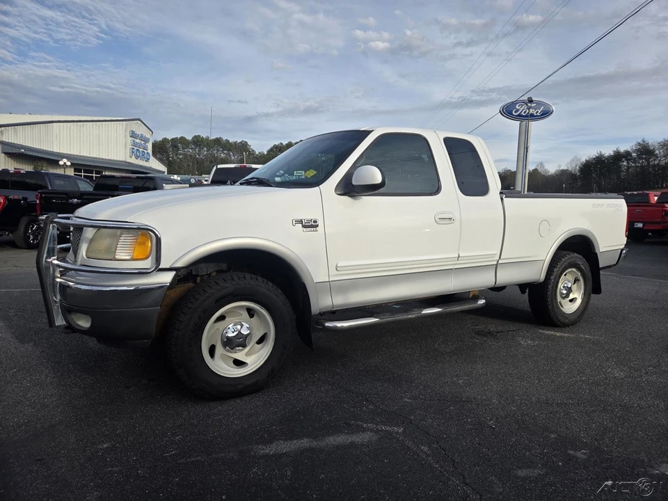 2001 Ford F-150 10th Gen - Image 13 of 21