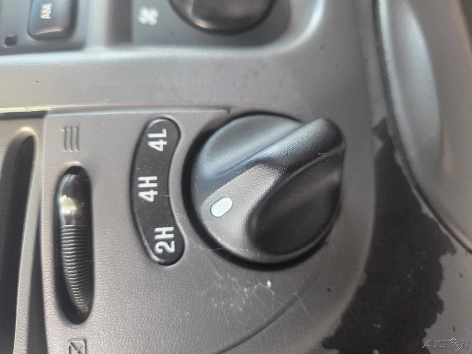 2001 Ford F-150 10th Gen - Image 19 of 21