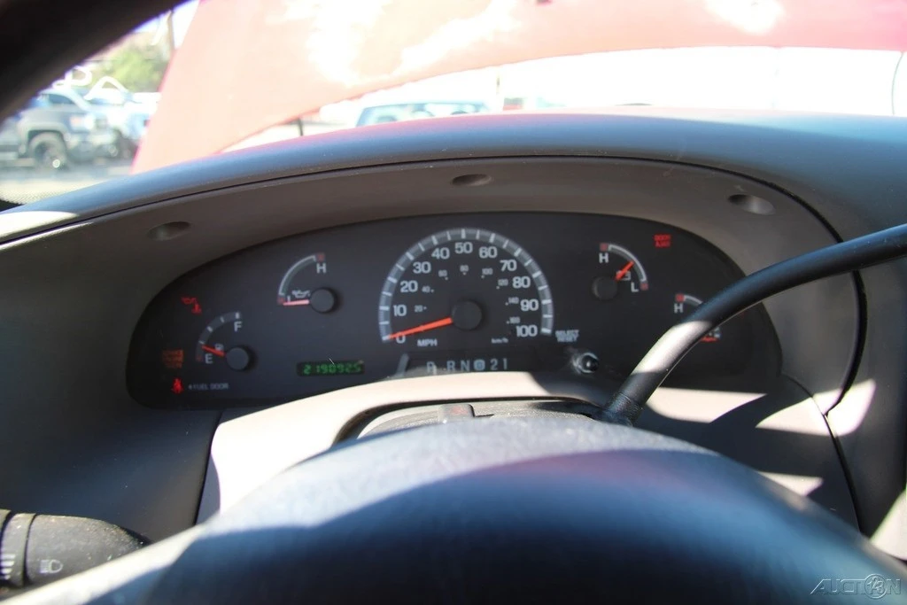 2001 Ford F-150 10th Gen - Image 14 of 21