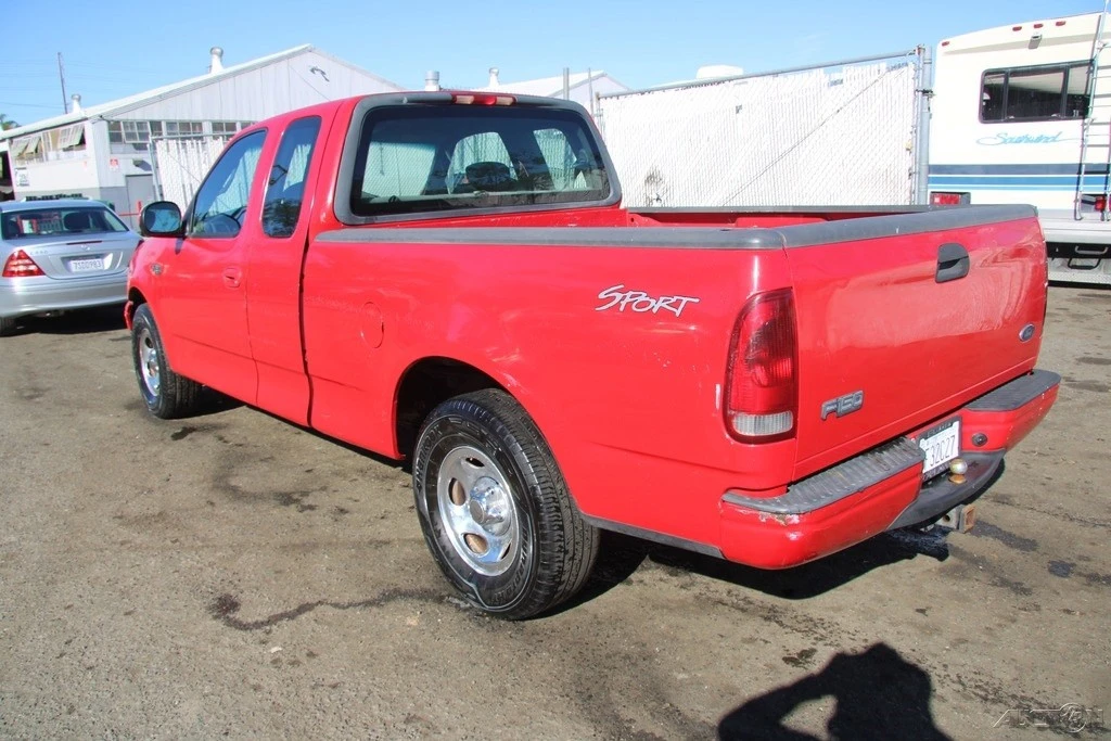 2001 Ford F-150 10th Gen - Image 4 of 21
