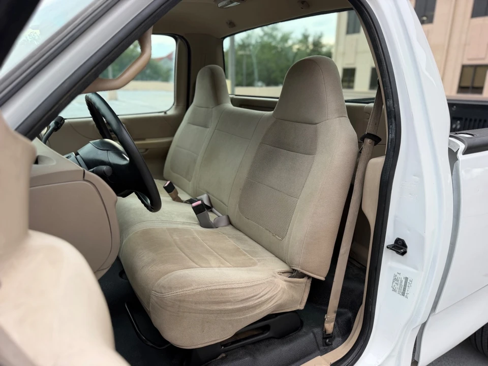 2001 Ford F-150 10th Gen - Image 28 of 31