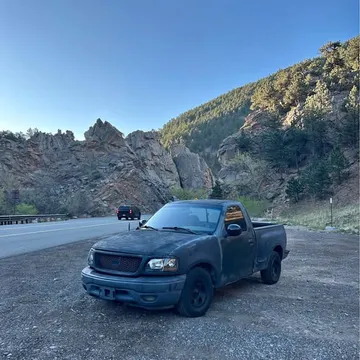 2001 Ford F-150 XL Pickup 2D 6 1/2 ft