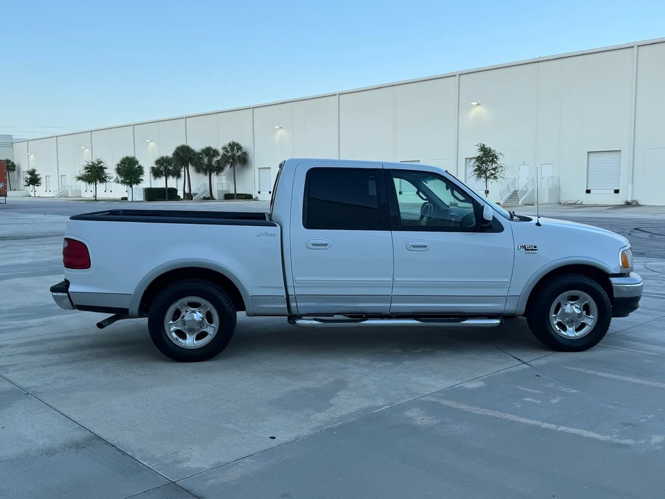 2001 Ford F-150 10th Gen - Image 5 of 21