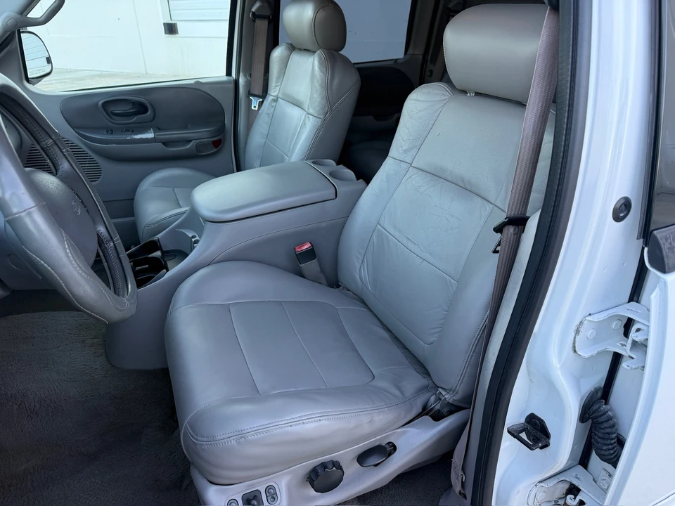 2001 Ford F-150 10th Gen - Image 7 of 21