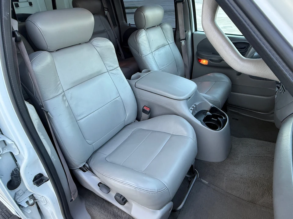 2001 Ford F-150 10th Gen - Image 11 of 21