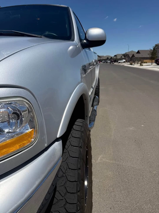 2001 Ford F-150 10th Gen - Image 14 of 19