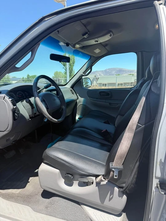 2001 Ford F-150 10th Gen - Image 12 of 19