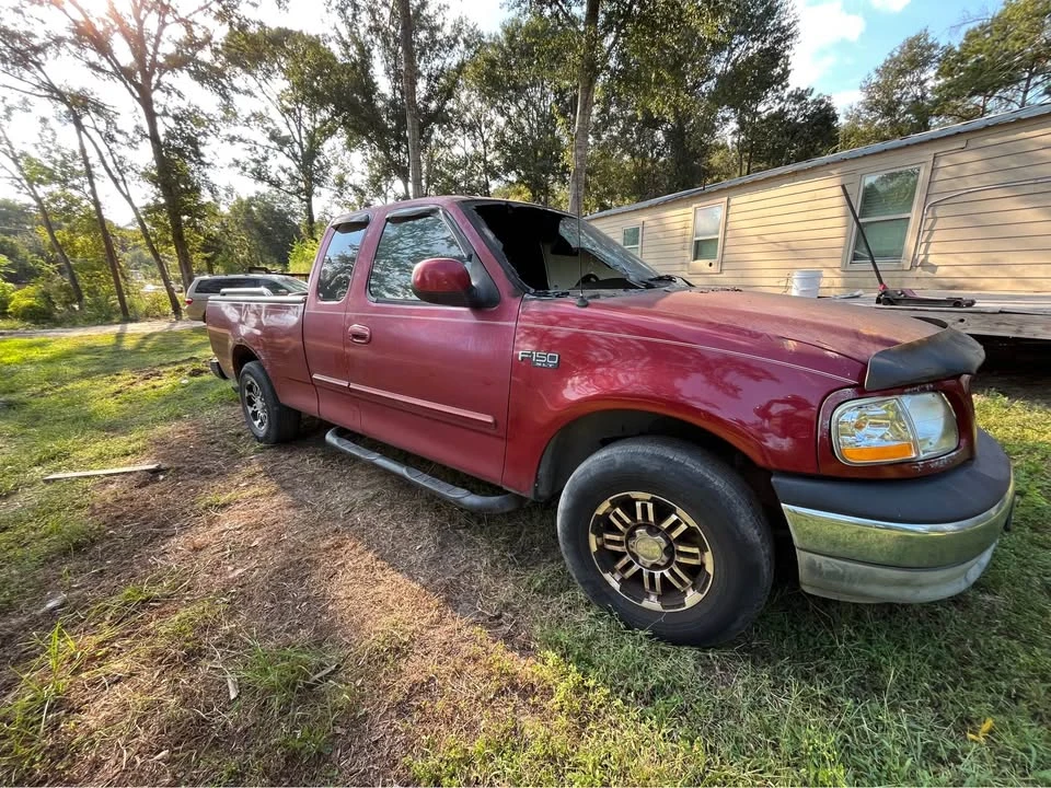 2001 Ford F-150 10th Gen - Image 2 of 5