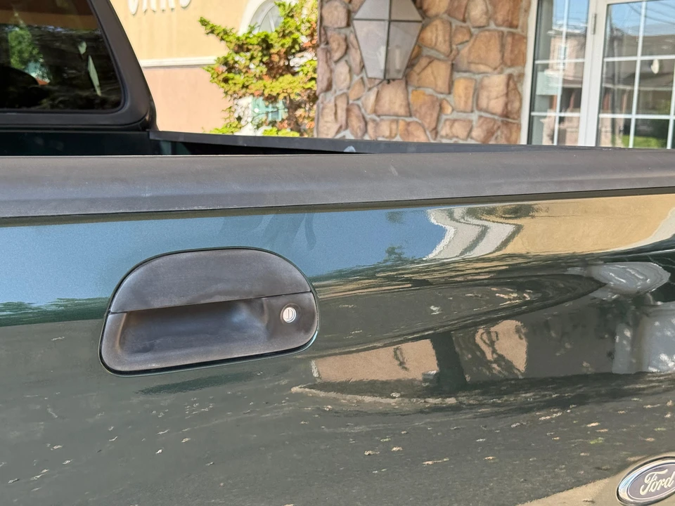 2001 Ford F-150 10th Gen - Image 25 of 31