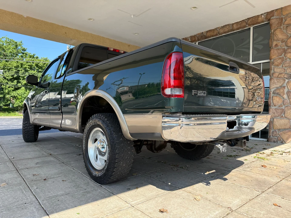 2001 Ford F-150 10th Gen - Image 13 of 31