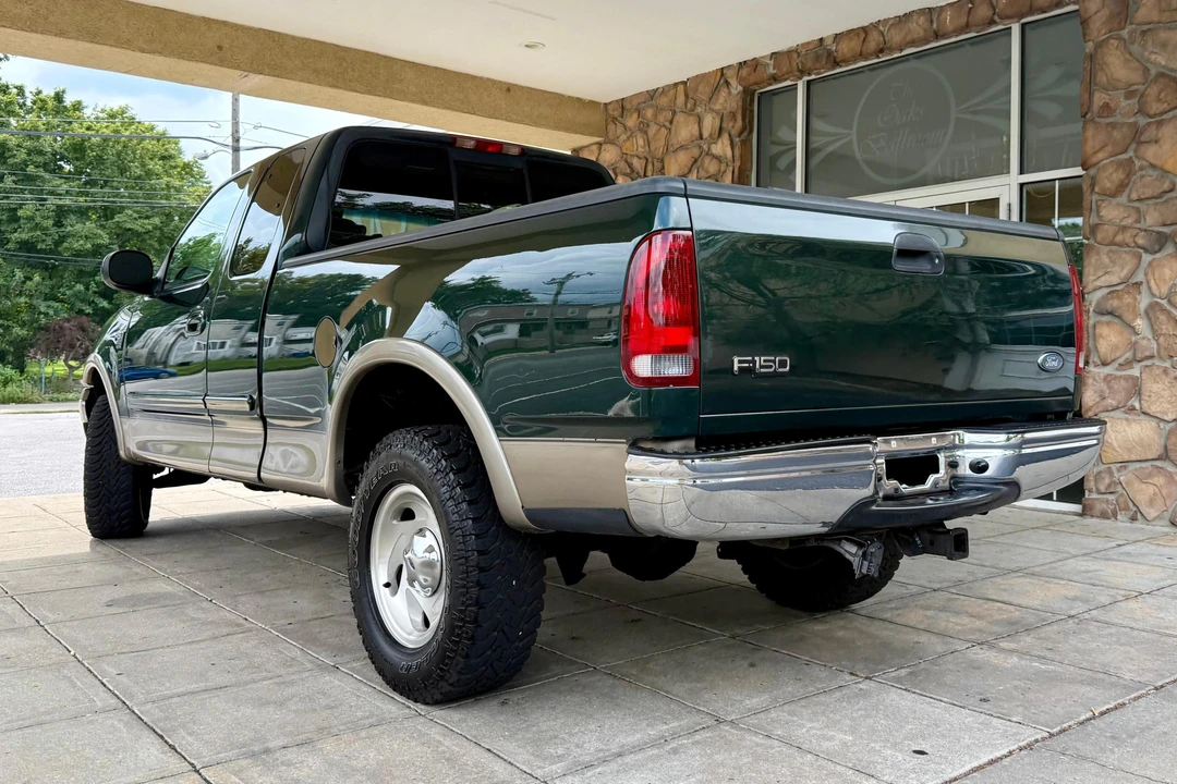 2001 Ford F-150 10th Gen - Image 4 of 31